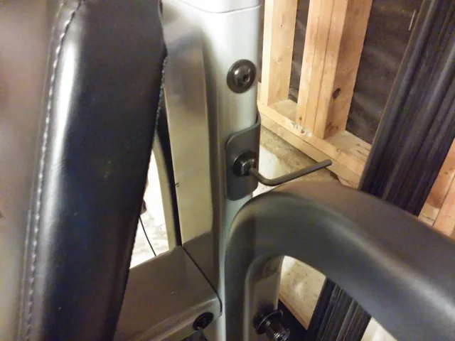 Mounting rail assembly